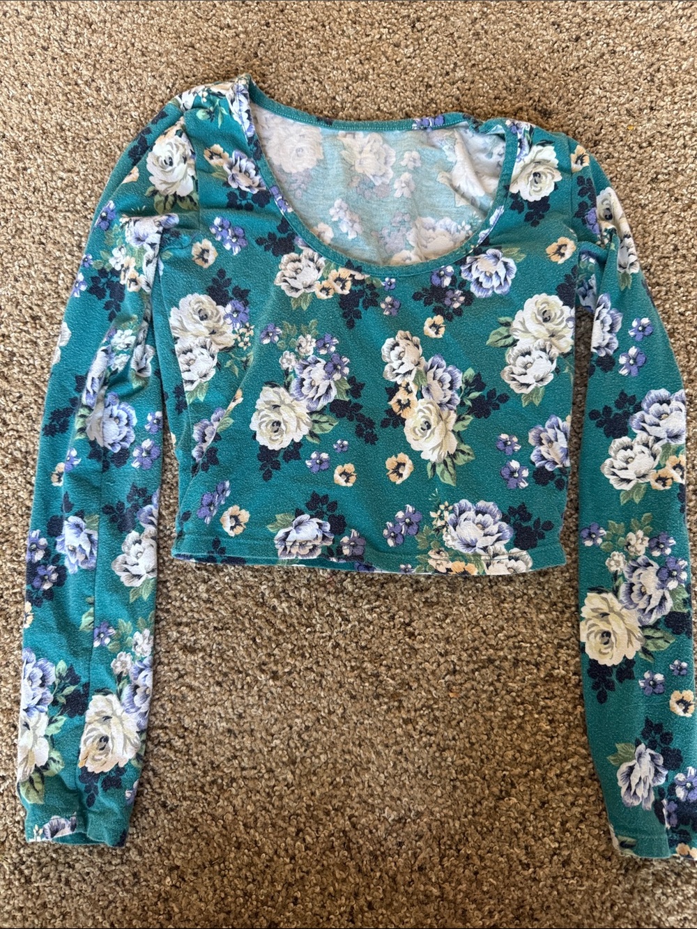 Teal Floral Scoop-Neck Long Sleeve Crop Top